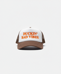 DUCKIN’ BAD VIBES EMBROIDERY TRUCKER (brown)